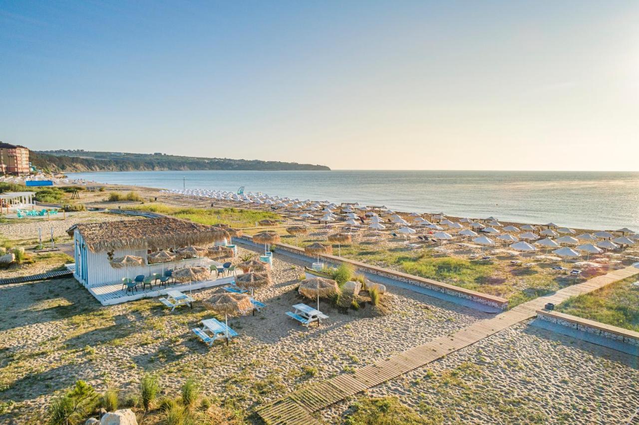 Sunrise Blue Magic Resort Obzor Bagian luar foto